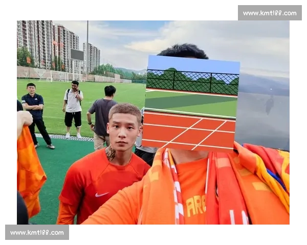 海港球迷齐聚世博源!10・26 客场战泰山,第二现场燃爆申城 海港球迷齐聚世博源!10・26 客场战泰山,第二现场燃爆申城