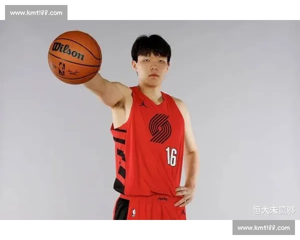 杨瀚森对决考沃德：开拓者交易赌局，胜负仍待时间宣判